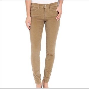 NWT Levi’s Corduroy 710 Super Skinny  Pants